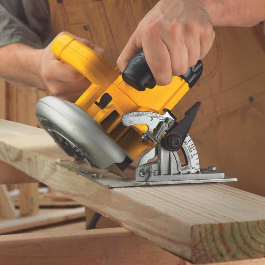 Review DeWalt Lightweight Circular Saw Woodwork Nation