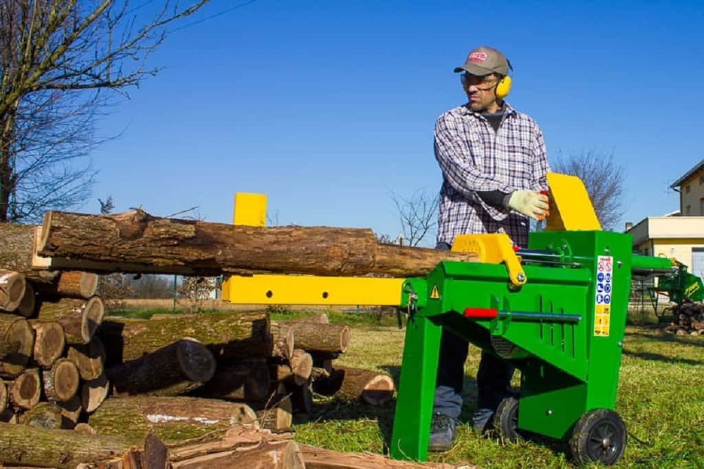 Best Log Splitter Reviews (2020) The Ruggedest Tools You Can Buy